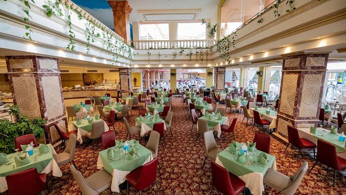 Titanic Palace
