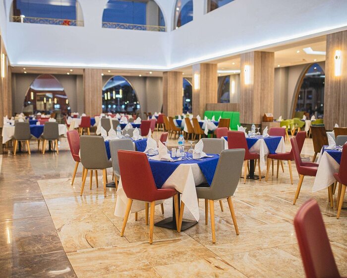 Titanic Palace