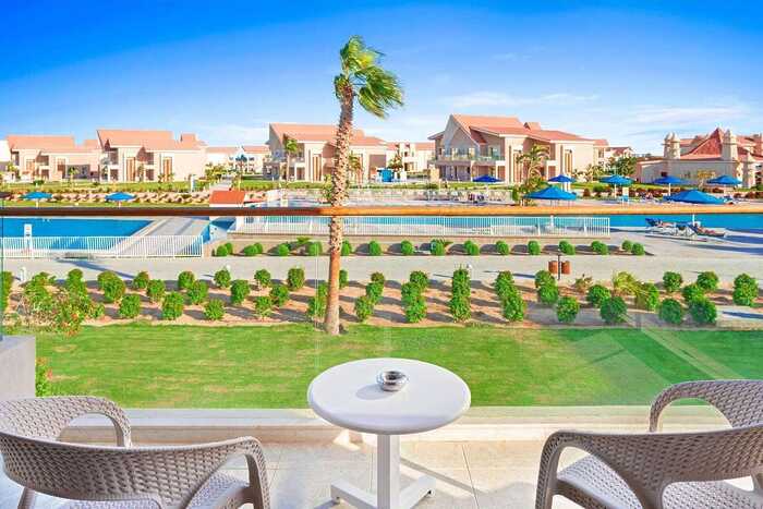 Pickalbatros Sea World Resort
